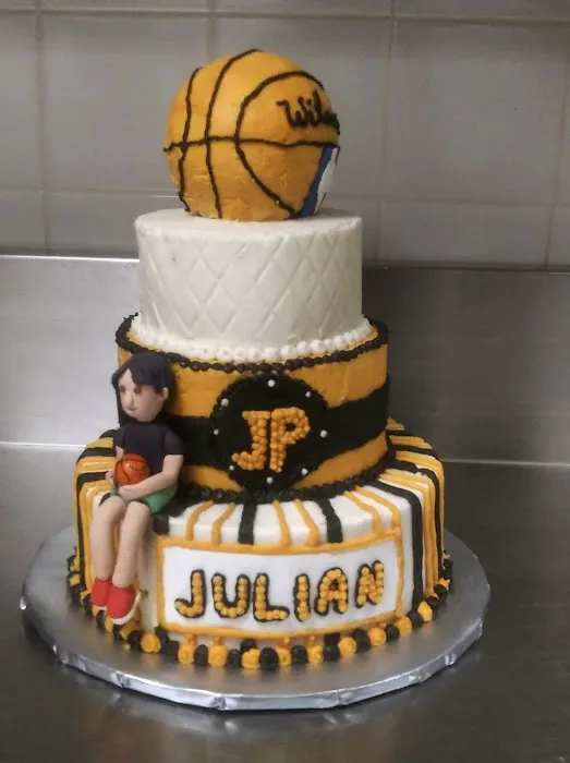 Snooky's Custom Cakes Picture 10