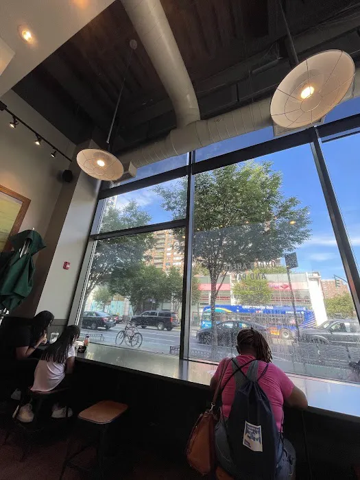 Starbucks Picture 5