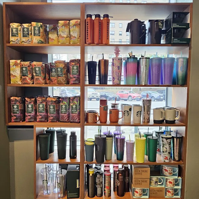 Starbucks Picture 7