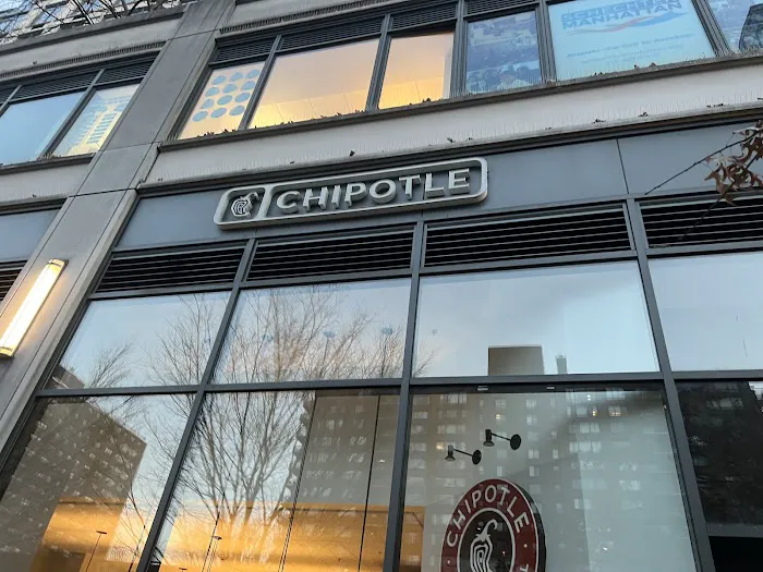 Chipotle Mexican Grill Picture 2