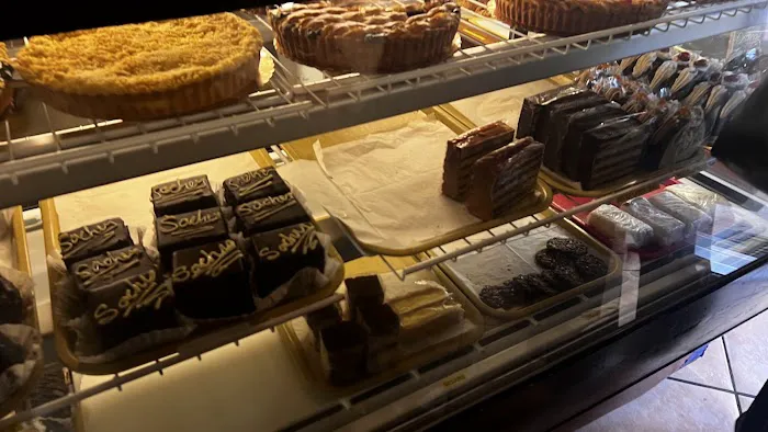 Budapest cafe Picture 1