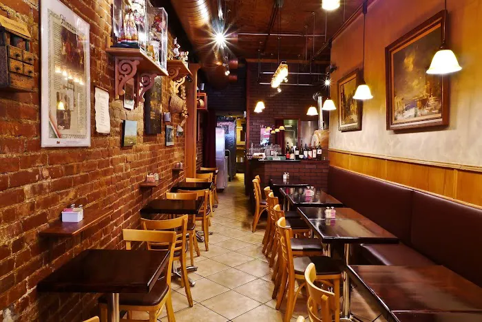 Budapest cafe Picture 7