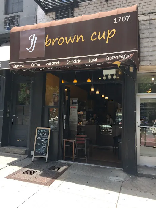 JJ Brown Cup Picture 3