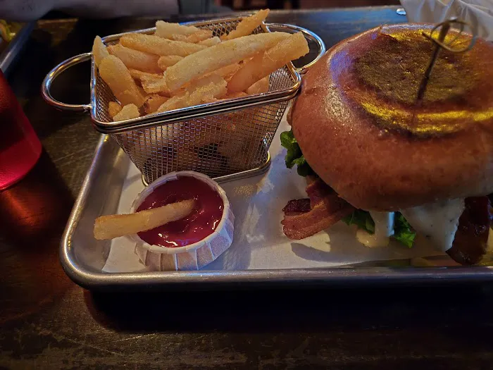 Third Avenue Ale House Picture 6