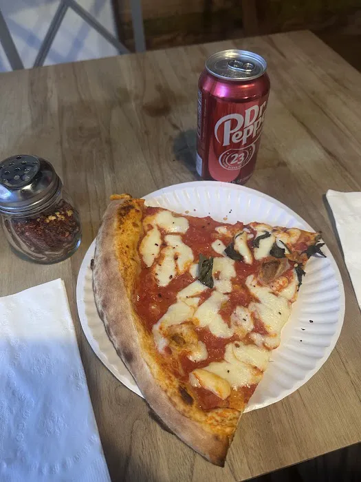 Luzzo's La Pizza Napoletana - UES Picture 6