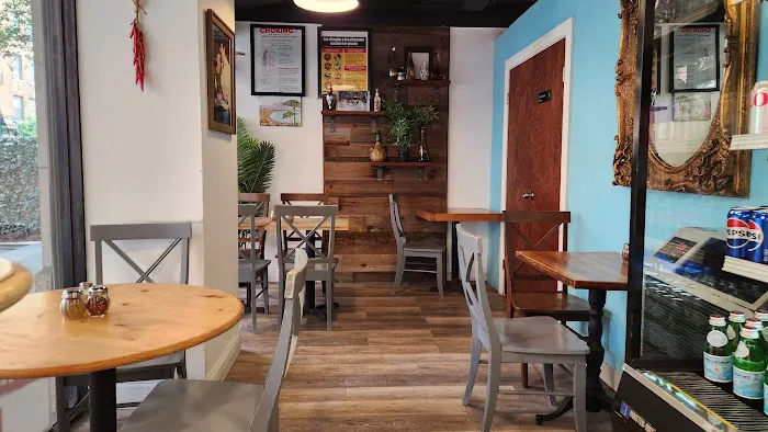 Luzzo's La Pizza Napoletana - UES Picture 5
