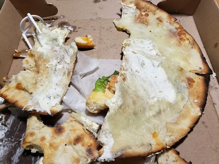 LaRustica Pizza Picture 3