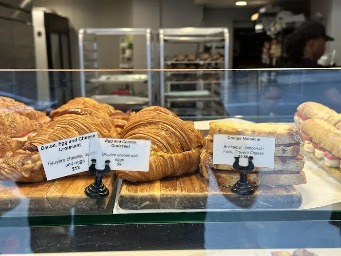 Julien Boulangerie Picture 2