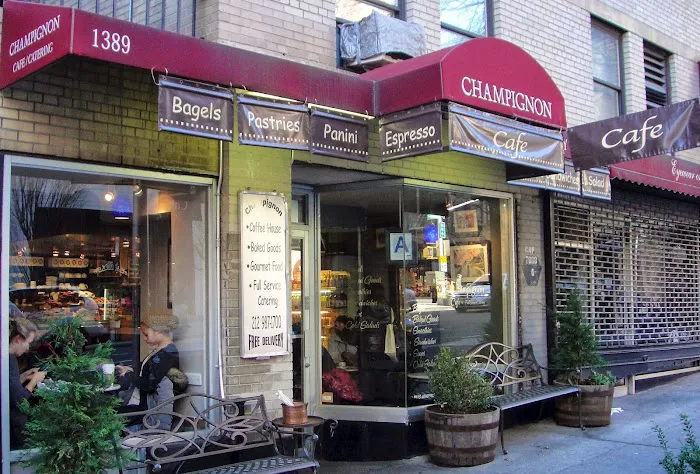 Champignon Café Picture 7