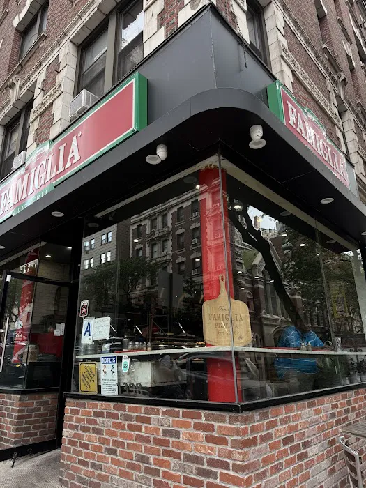 Famous Famiglia Pizzeria Picture 2