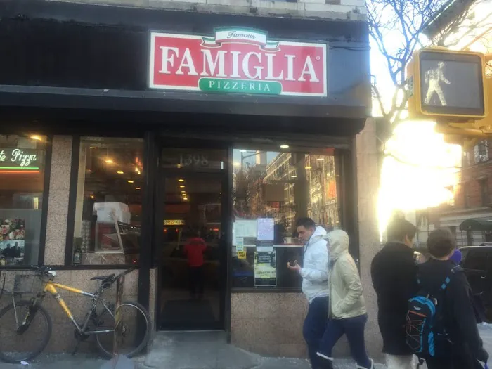 Famous Famiglia Pizzeria Picture 4