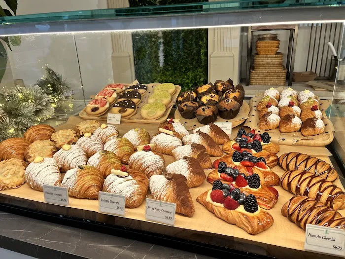 Angelina Bakery - UES Picture 3