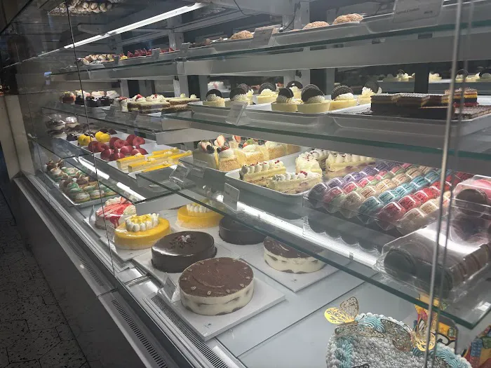 Angelina Bakery - UES Picture 2