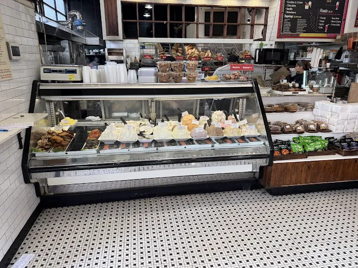 Bagel Shop Picture 3