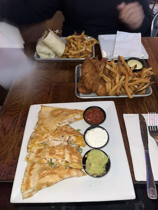 East End Bar & Grill Picture 8