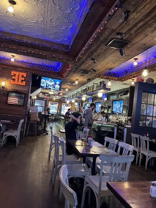 East End Bar & Grill Picture 5