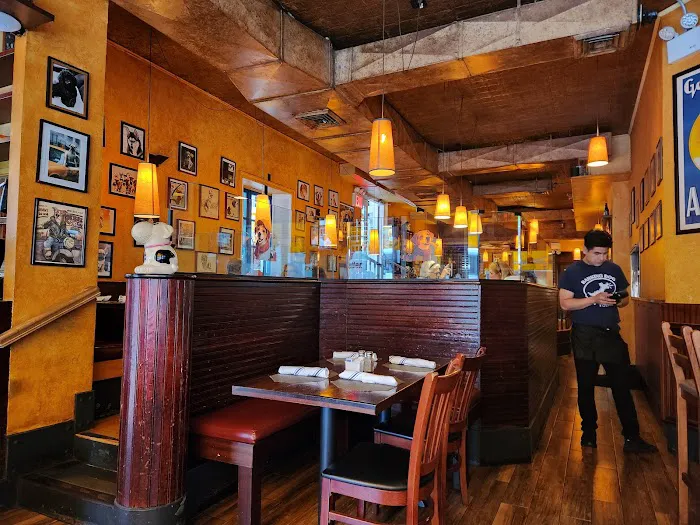 Barking Dog Restaurant Picture 5