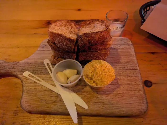 Earl's Beer and Cheese Picture 3