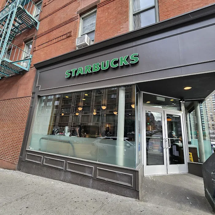 Starbucks Picture 6