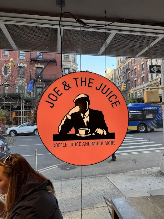 JOE & THE JUICE Picture 5