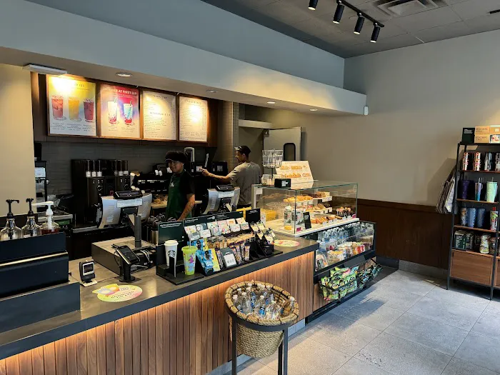 Starbucks Picture 2