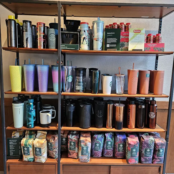 Starbucks Picture 3