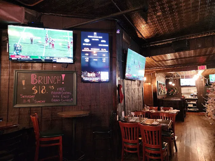 Meller’s Sports Hub and Grill Picture 8