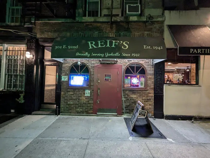 Reif's Bar Picture 8