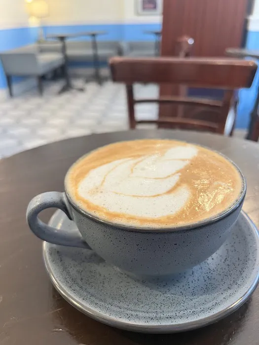 L'avion Café Picture 2