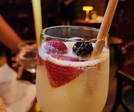 The Drunken Munkey - UES