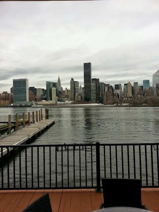 Water's Edge Picture 8