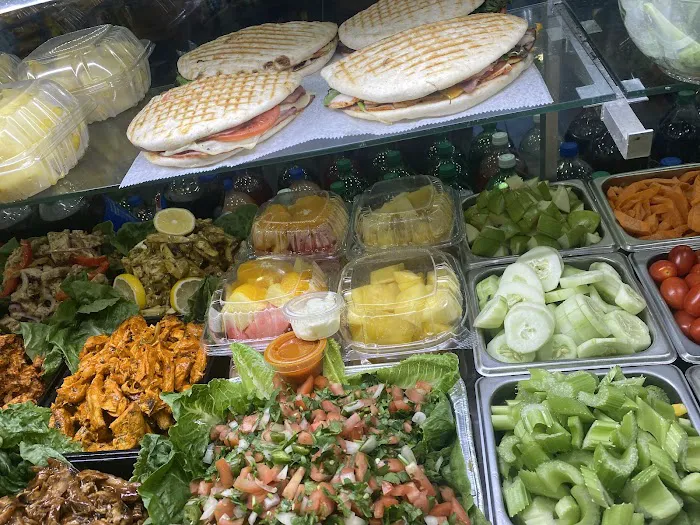 Healthy Organic Deli Picture 8