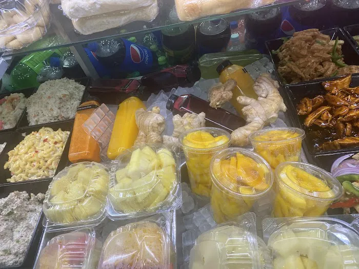 Healthy Organic Deli Picture 3