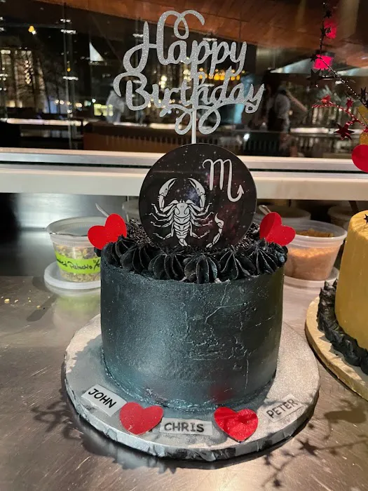 Cake + Arrow Cakes LLC Picture 2