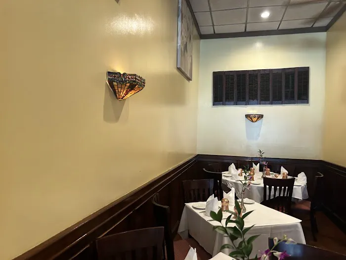 Manhattan Valley Indian Restaurant Picture 1