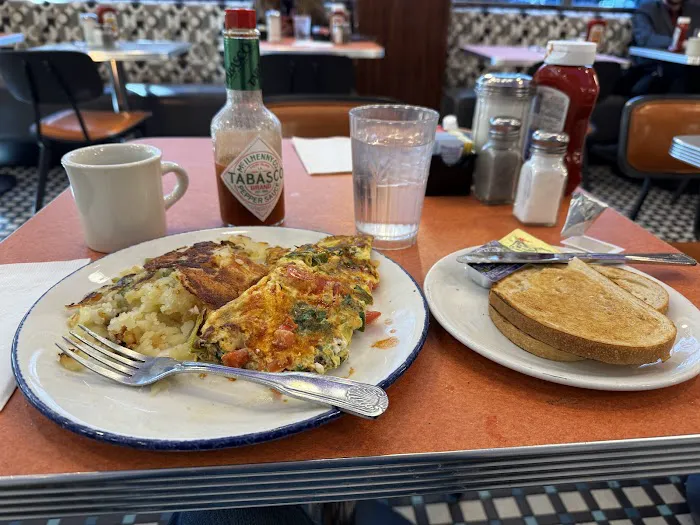 Metro Diner Picture 6