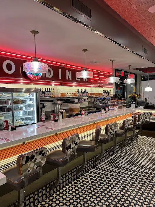 Metro Diner Picture 5