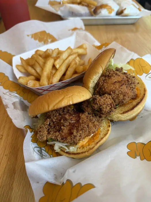 Holy Cow Burgers Picture 8