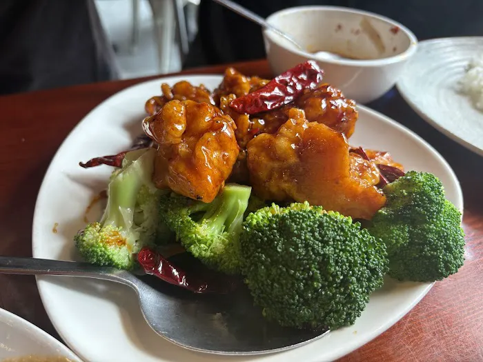 Ollie’s Chinese Noodle Shop & Grill (成都印象) Picture 2