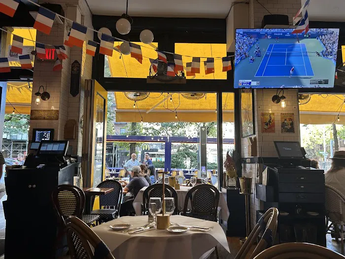 Cafe du Soleil Picture 10