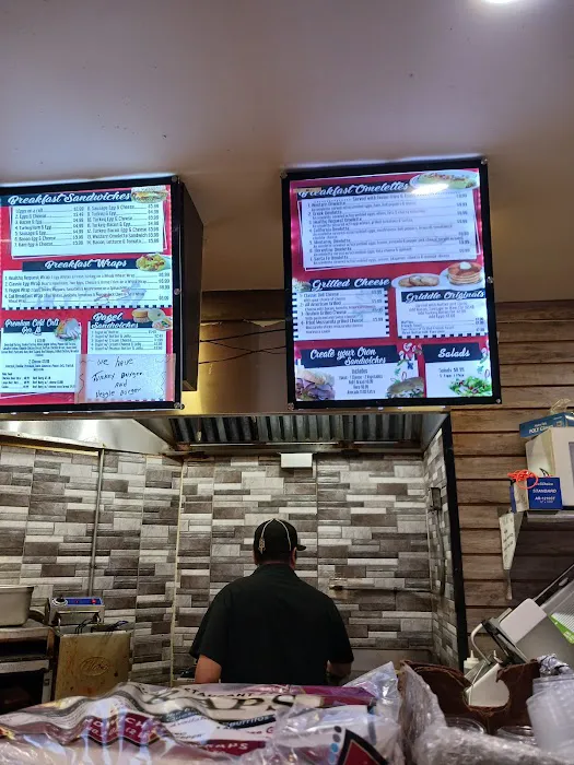 King West Deli Picture 9