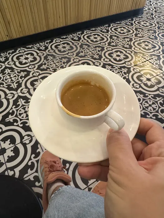 Madame Bonté Café Picture 10
