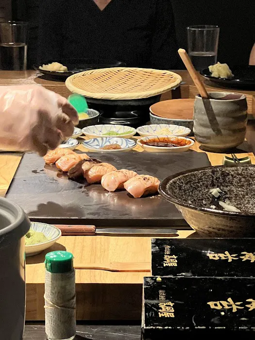 Sushi W - UES Picture 8
