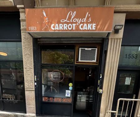 Lloyds Carrot Cake Cafe LLC
