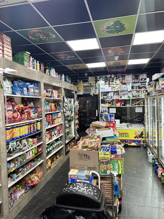 Convenience Candy Shop Picture 2