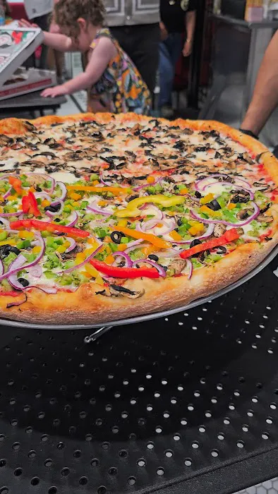 Supreme Eats Pizza And Pasta Picture 10