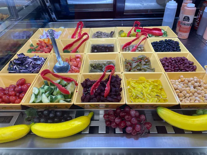 LIC Gourmet Deli Picture 10