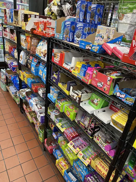 LIC Gourmet Deli Picture 7