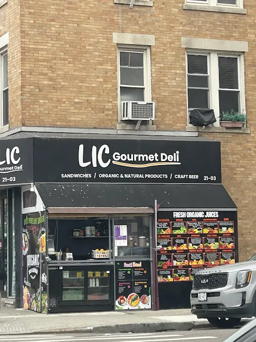 LIC Juice Station Picture 10