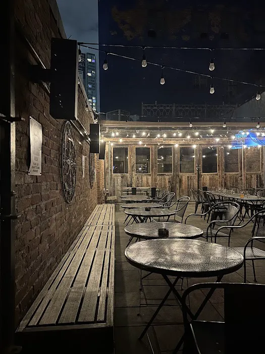 LIC Bar Picture 4